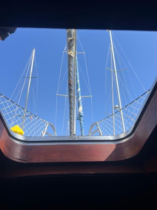 The Captains Locker - 30Ft Yacht سان ميغيل ذي أبونا المظهر الخارجي الصورة