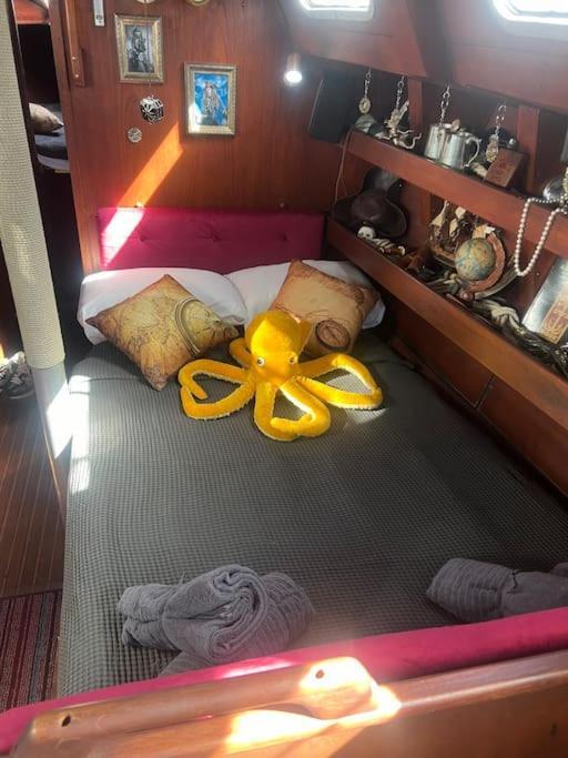 The Captains Locker - 30Ft Yacht سان ميغيل ذي أبونا المظهر الخارجي الصورة