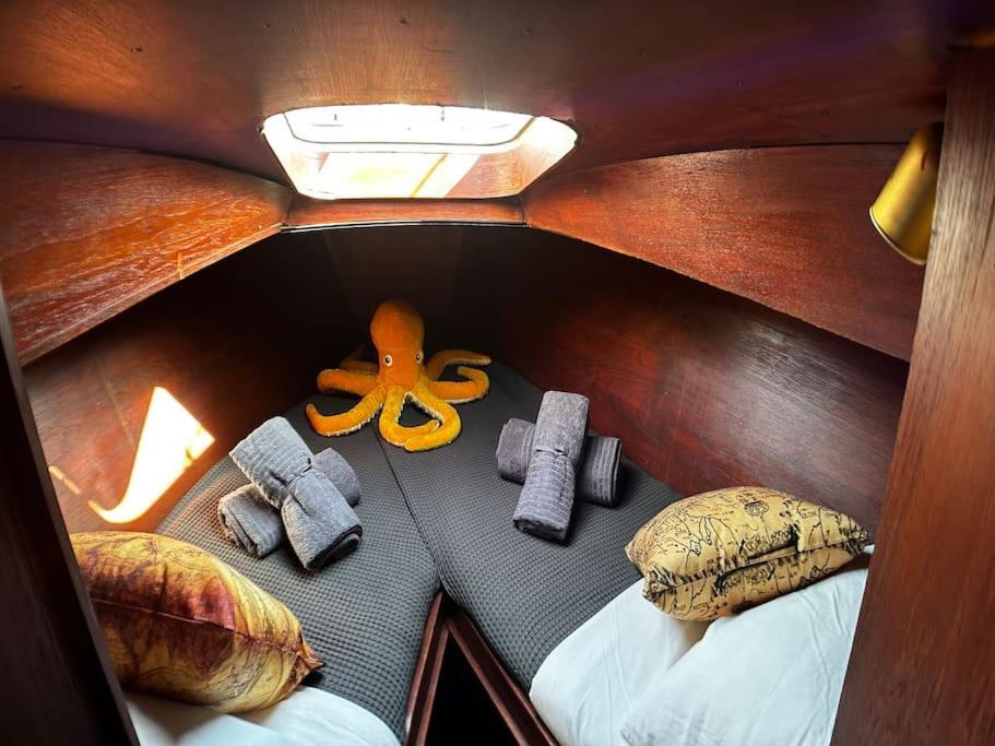 The Captains Locker - 30Ft Yacht سان ميغيل ذي أبونا المظهر الخارجي الصورة