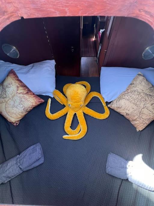 The Captains Locker - 30Ft Yacht سان ميغيل ذي أبونا المظهر الخارجي الصورة